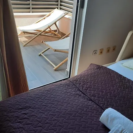 The One Apartment *