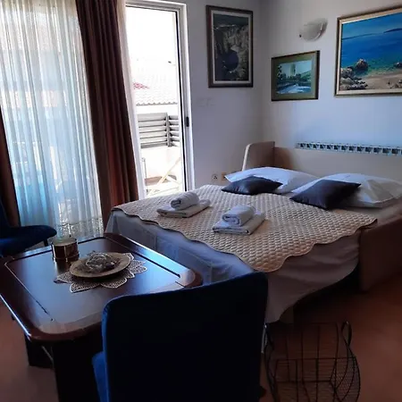 The One Apartment Baska Voda
